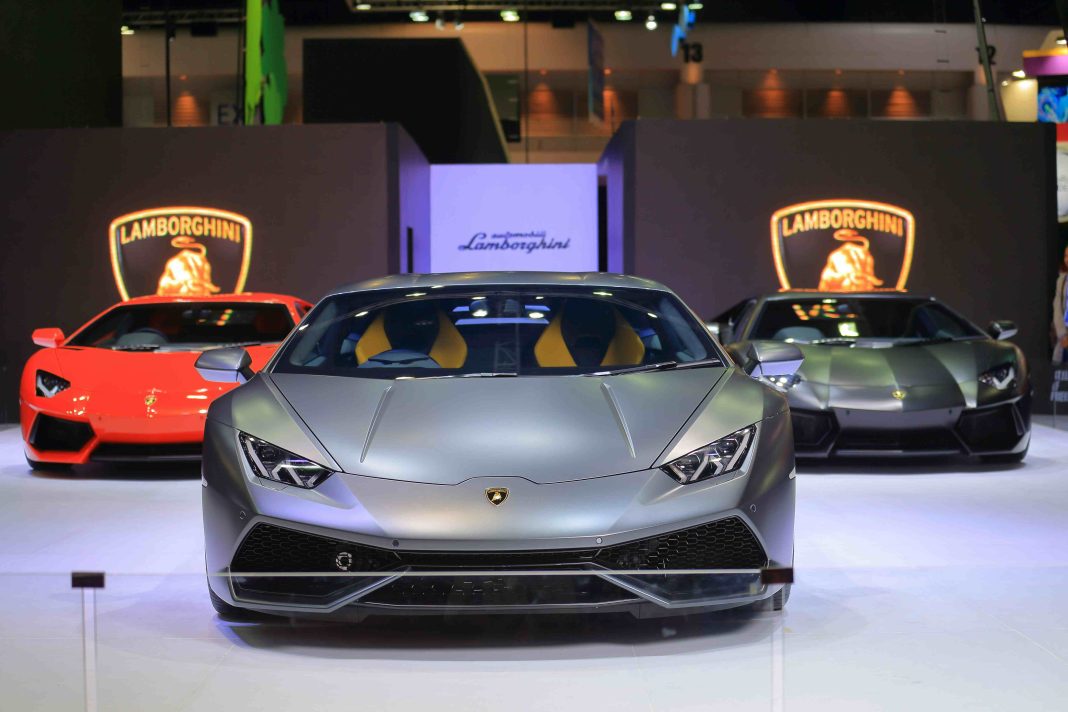 Why the Best luxury car rental in Dubai Services Prioritize Customization and Comfort